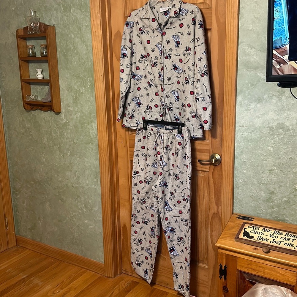 Women’s 2pc Pajama Set Gray 100% Cotton Size L Like New